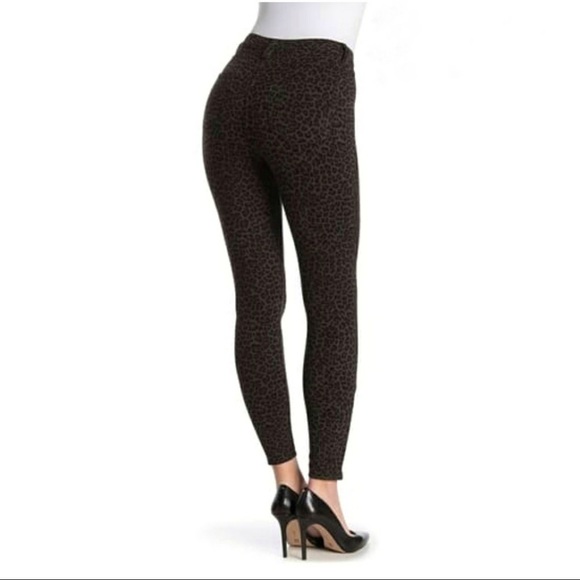 NWT FLAWED Blank NYC Zip Utility Leopard Print Pant Size 25 - Picture 4 of 6